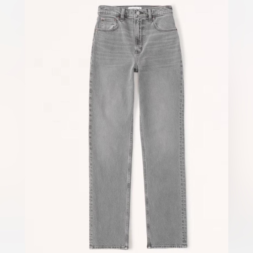 Abercrombie and Fitch 90s Straight Leg Ulta High Rise Jeans 30/10